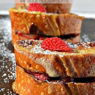 Nutella & Strawberry Stuffed French Toast