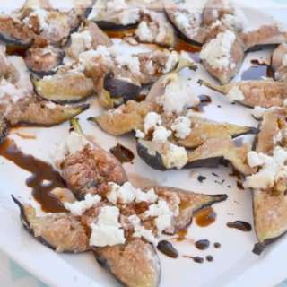 Grilled Figs with Goat Cheese