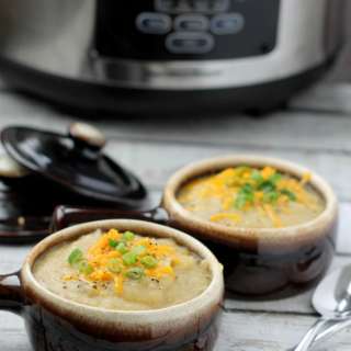 Slow Cooker Loaded Potato Soup