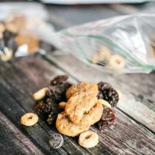 Easy Snack Mix