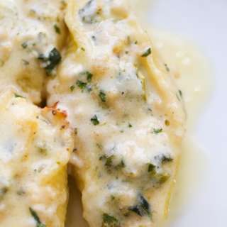 Alfredo Stuffed Shells