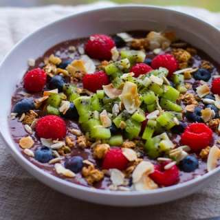 Homemade Acai Bowl Recipe