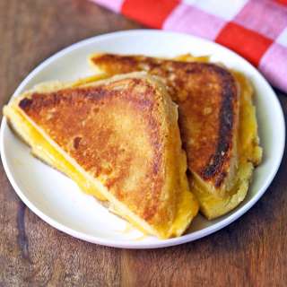 Keto Grilled Cheese