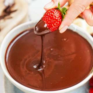 Easy Dipping Chocolate