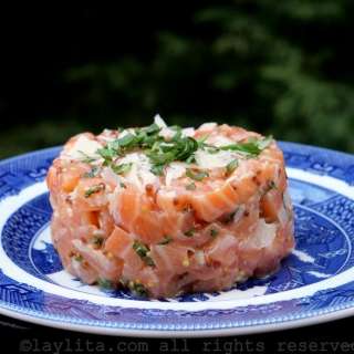 French salmon tartare