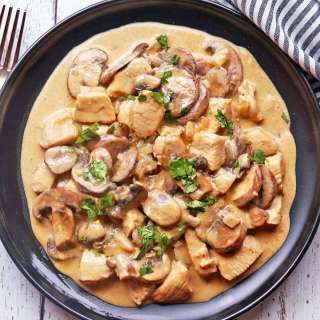 Easy Chicken Stroganoff