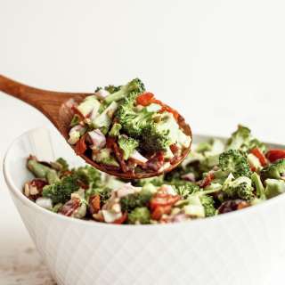 Broccoli Salad with Sunflower Seeds and Bacon