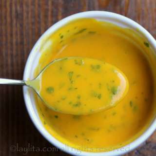 Passion fruit hot sauce {Ají de maracuya}