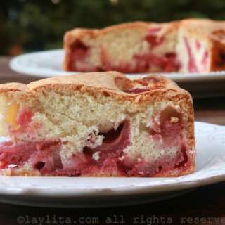 Easy strawberry cake