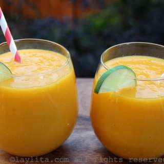 Mango passion fruit smoothie or batido de mango y maracuya