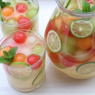 Melon sangria