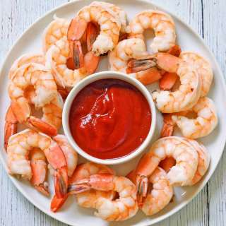 Easy Boiled Shrimp (Plump and Succulent!)