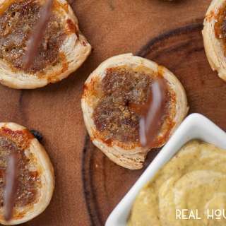 Three Ingredient Sausage Roll Bites