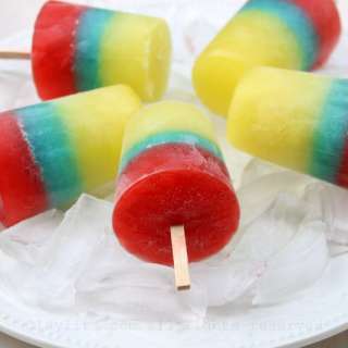 Layered flag popsicles