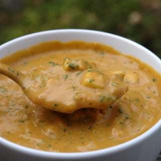 Salsa de maní or peanut sauce