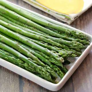 Simple 15-Minute Steamed Asparagus