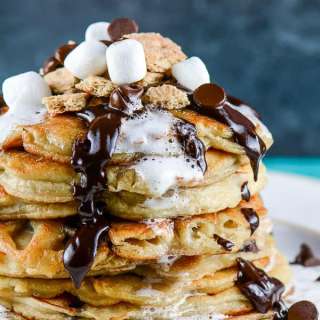 S'Mores Chocolate Chip Pancakes