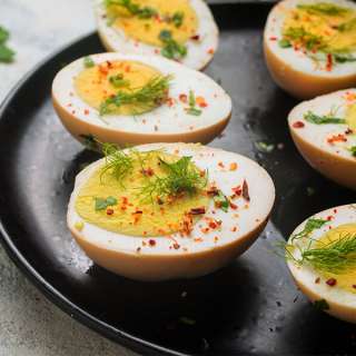 Easy Keto Pickled Eggs
