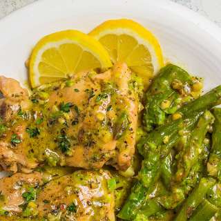 One-Pan Chicken & Asparagus with Garlic Sauce