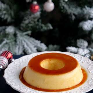 Eggnog flan or crème caramel