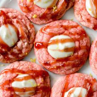 Strawberry Lemonade Cheesecake Cookies