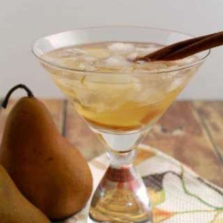 Spiced Pear Planter's Punch