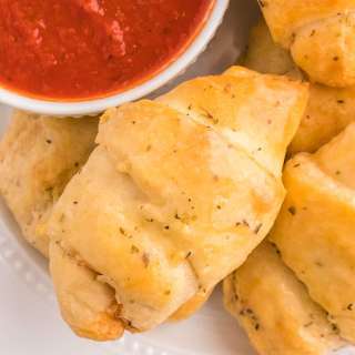 Pepperoni Pizza Crescent Rolls