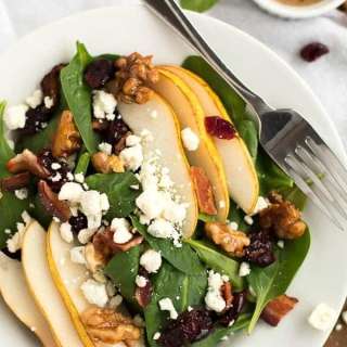 Pear & Gorgonzola Spinach Salad
