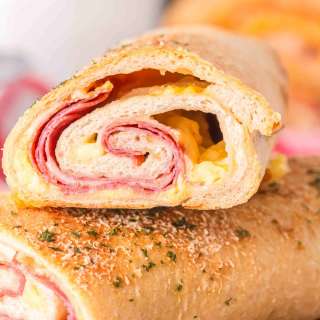 Easy Stromboli Recipe