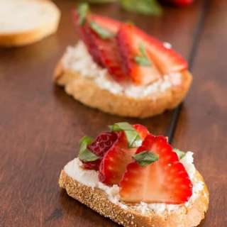 Strawberry Goat Cheese Bruschetta