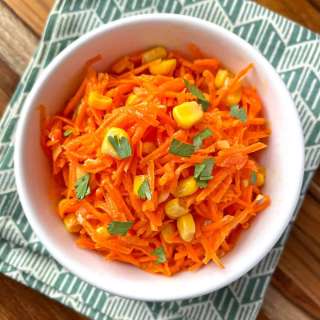 German Carrot Salad (Karottensalat)