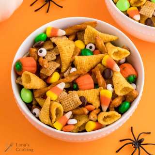 Halloween Party Snack Mix