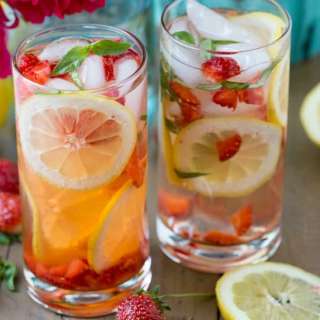 Strawberry Basil Lemonade