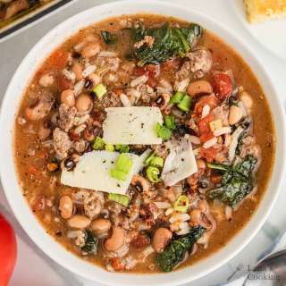 Black Eyed Peas and Greens Soup