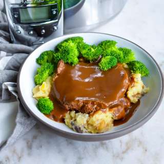 Homemade Cube Steaks with Gravy
