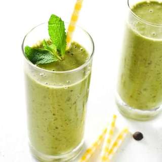 St. Patrick's Day Mint Chocolate Smoothie