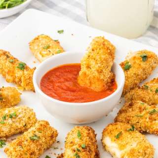 How to Make Mozzarella Sticks