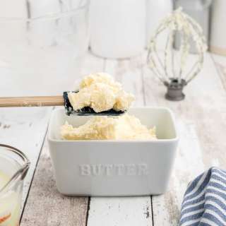 How to Make Homemade Butter