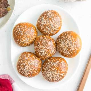 Homemade Hotdog/Hamburger Buns {Freezer Friendly}