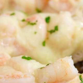 Shrimp Alfredo French Bread Pizza