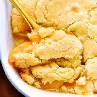 The Best Peach Cobbler