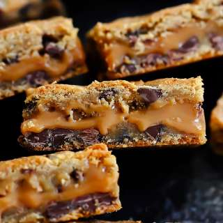 Salted Caramel Chocolate Chip Cookie Bars