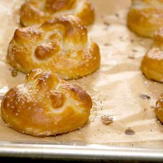 Homemade Soft Pretzels