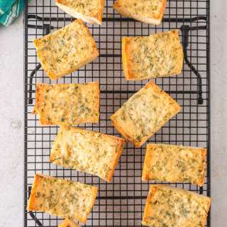 Freezer Friendly Garlic Bread