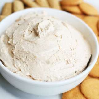Cinnamon Cheesecake Dip