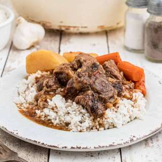 Oxtails and Rice