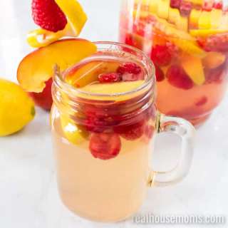 Peach Lemonade Sangria