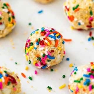 Cake Pop Protein Bites