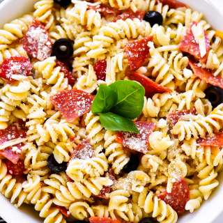 Pepperoni Pizza Pasta Salad