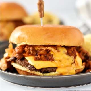 Chili Cheeseburgers